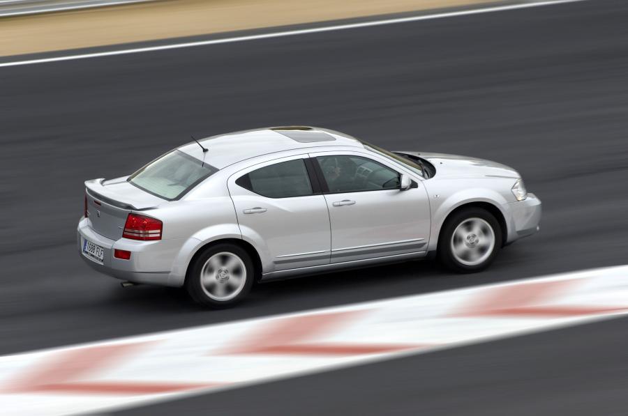  Dodge Avenger 2008 года  (фото 15 из 86)